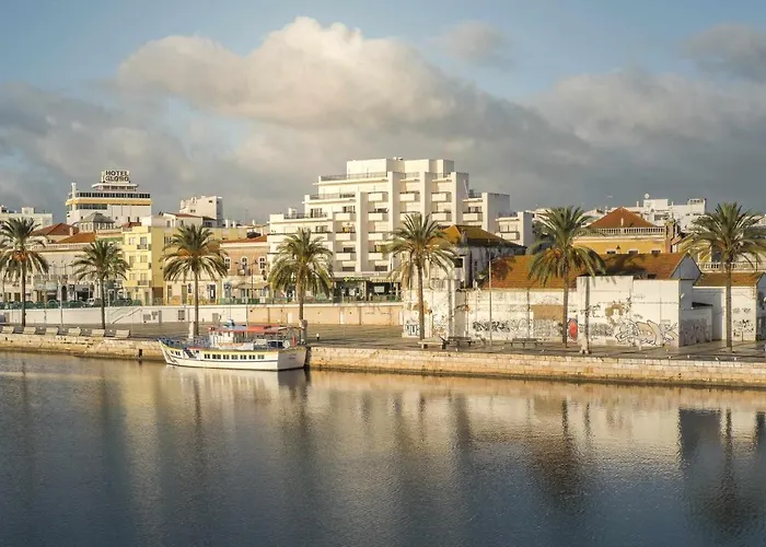 Torre Da Rocha Frente Ao Mar * 포티마오